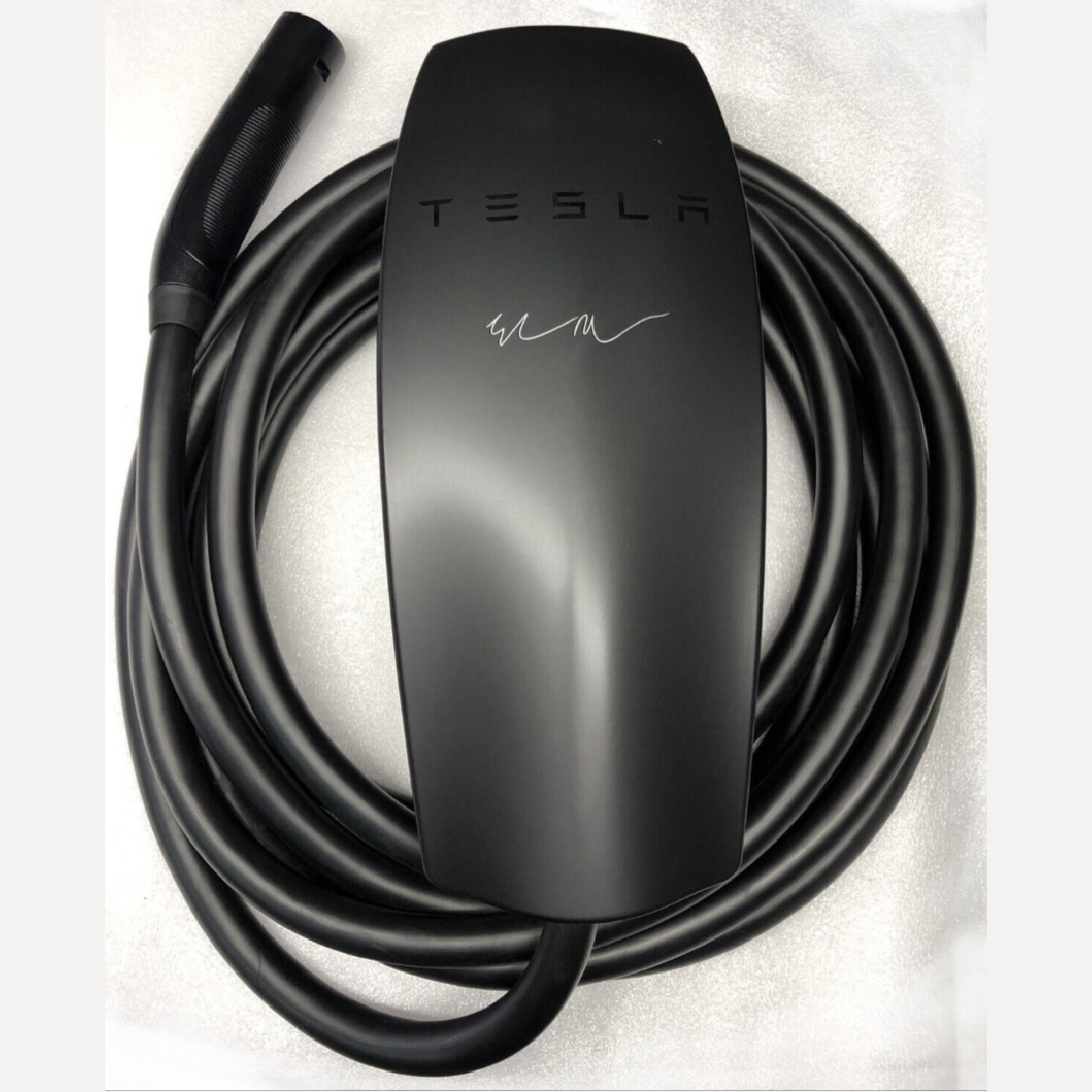 Tesla-Wall Connector Gen 2 Signature copy 42