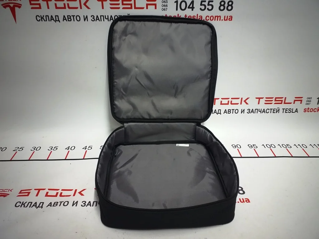 1126118-00-B_Чехол-сумка_зарядного_устройства_TESLA_{MX}_1126118-00-B_(3)