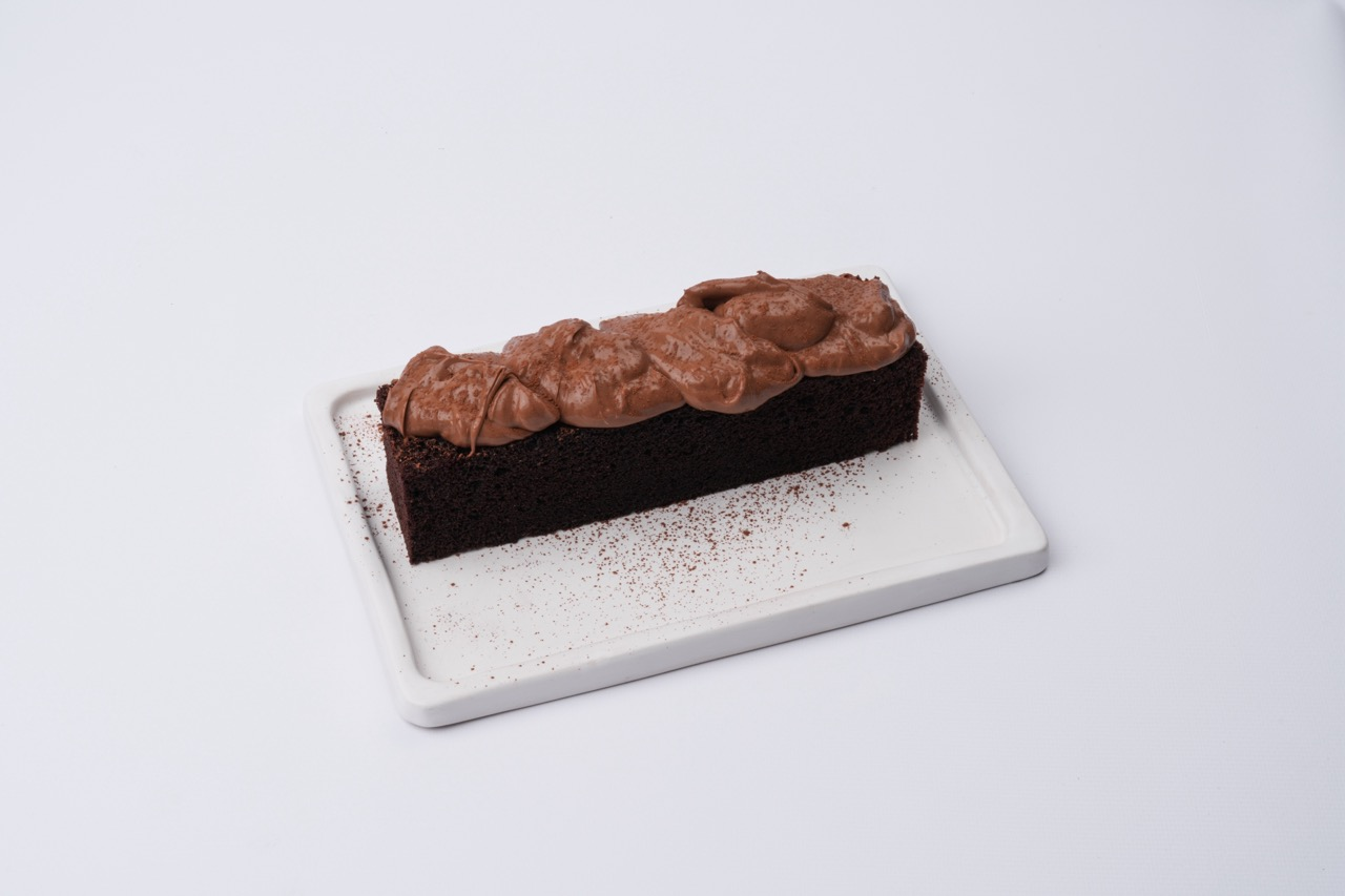 chocolate cake Large